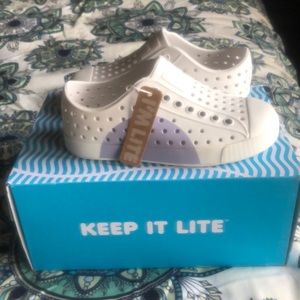 Natives kids shoes lilac and white size 10 shoe